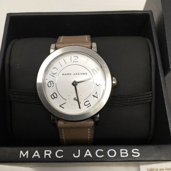 Marc Jacobs Chrome Riley Watch with Brown Band G1 - Picture 1 of 7